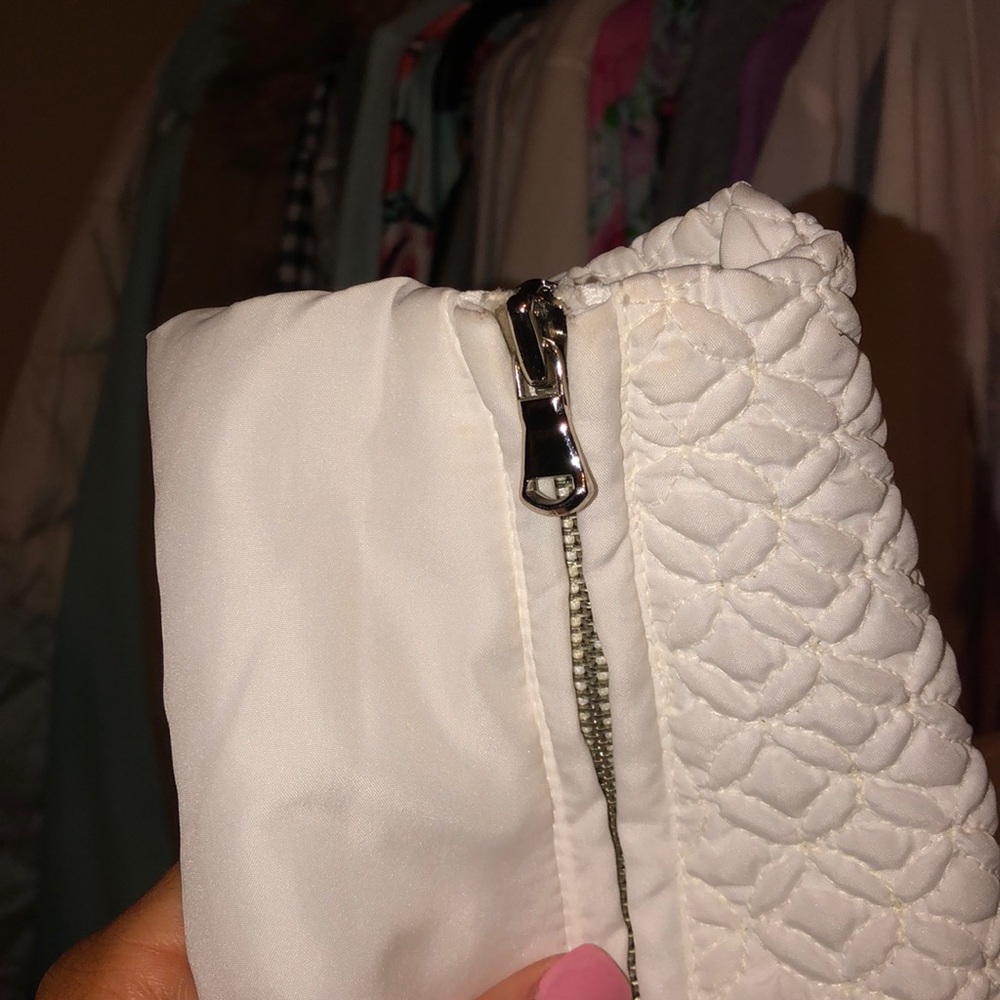 Cache White Quilted Jacket Size Small - image 7